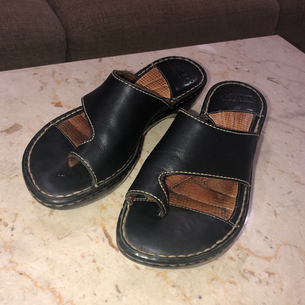 Black Born Aloha Sandals